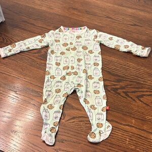 Magnetic Me Green Milk and Cookies Footie